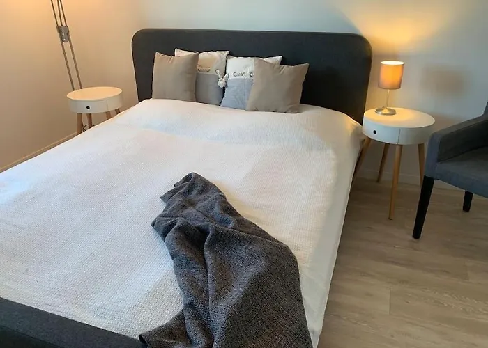 City Nahe Wohnung Mit Blick Ins Gruene