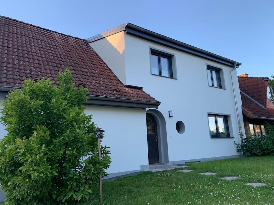 Nahe Mit Blick Ins Gruene Apartment
